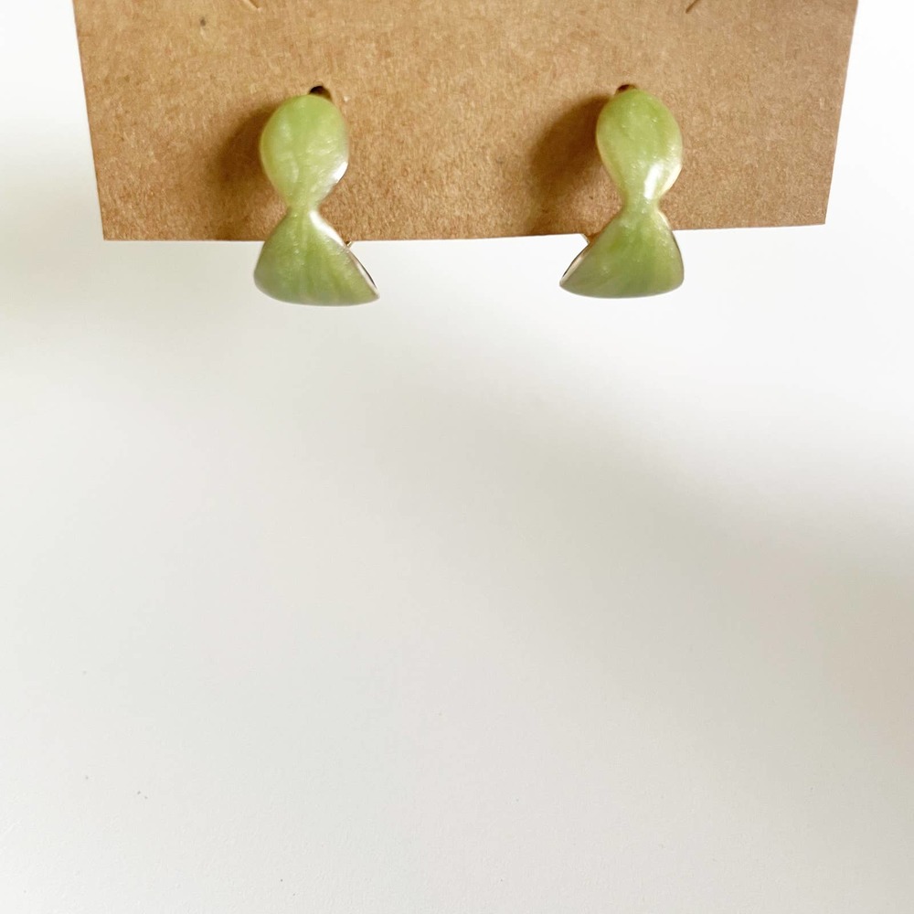Vintage Swirled Pale Green Enameled Wavy Gold-tone Hoops